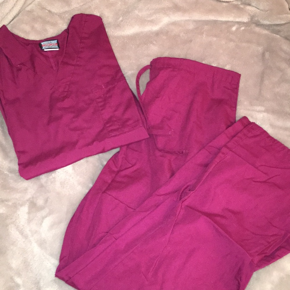 Authentic Cherokee workwear scrub set